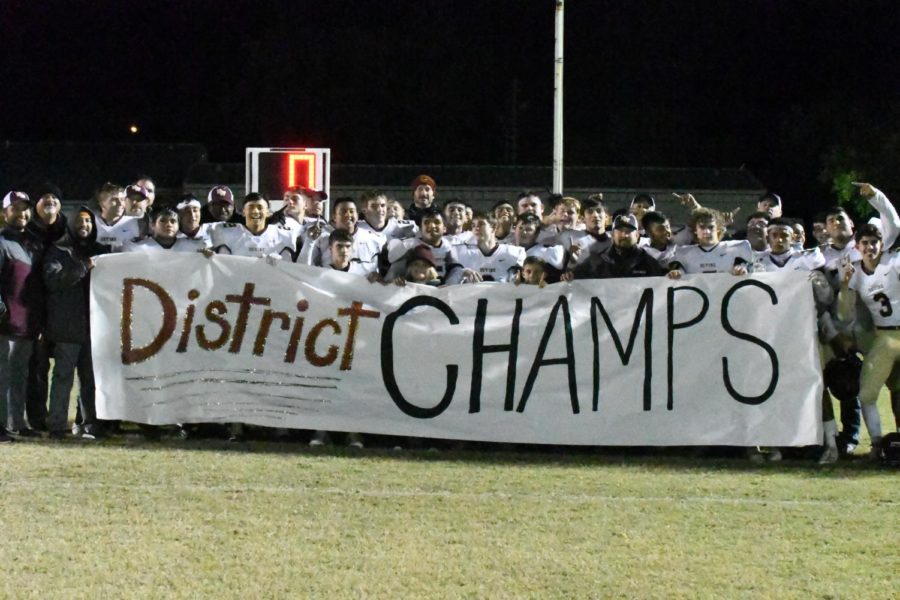 Warhorses are Undefeated District Champions