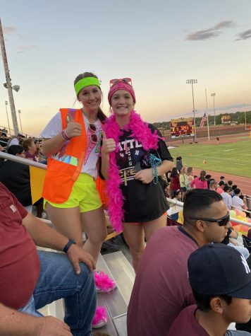 Navigation to Story: School Spirit at DHS
