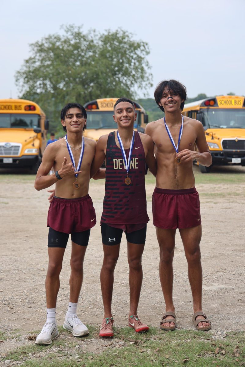 Boys Varsity Cross Country team walked away with 3rd place at the Bandera Meet this past Saturday.